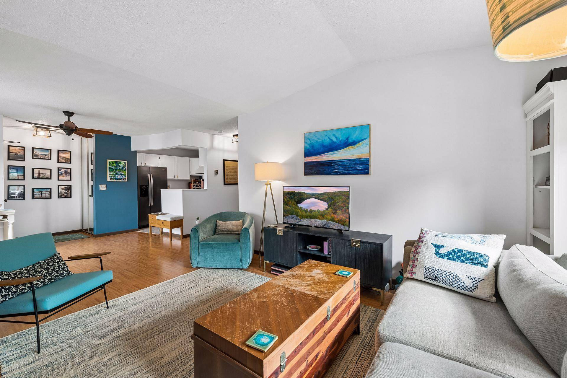 2040 Ridge DR #32, Saint Louis Park, MN 55416