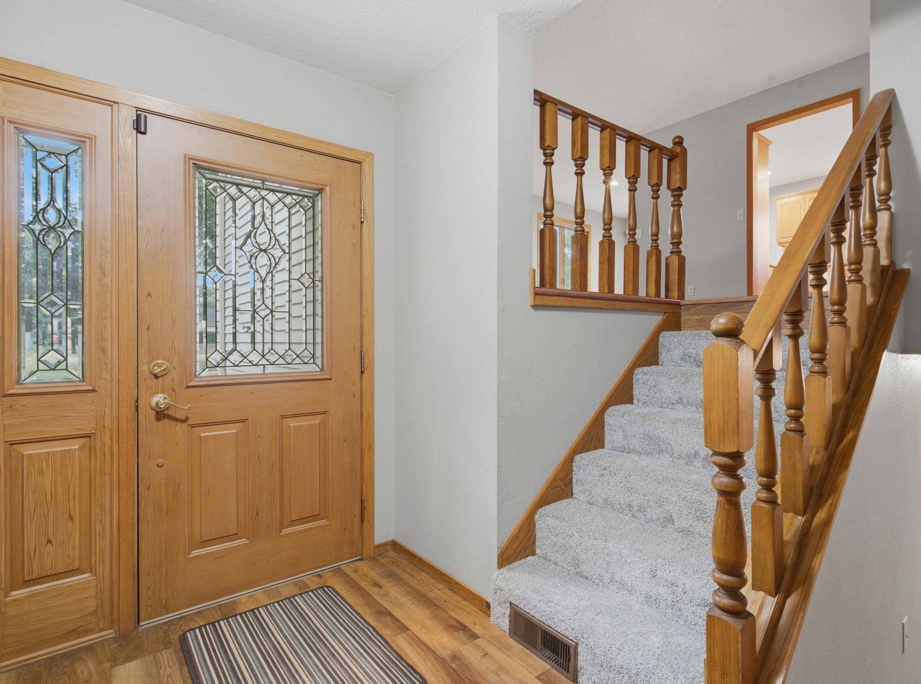 2704 13th AVE NW, Willmar, MN 56201