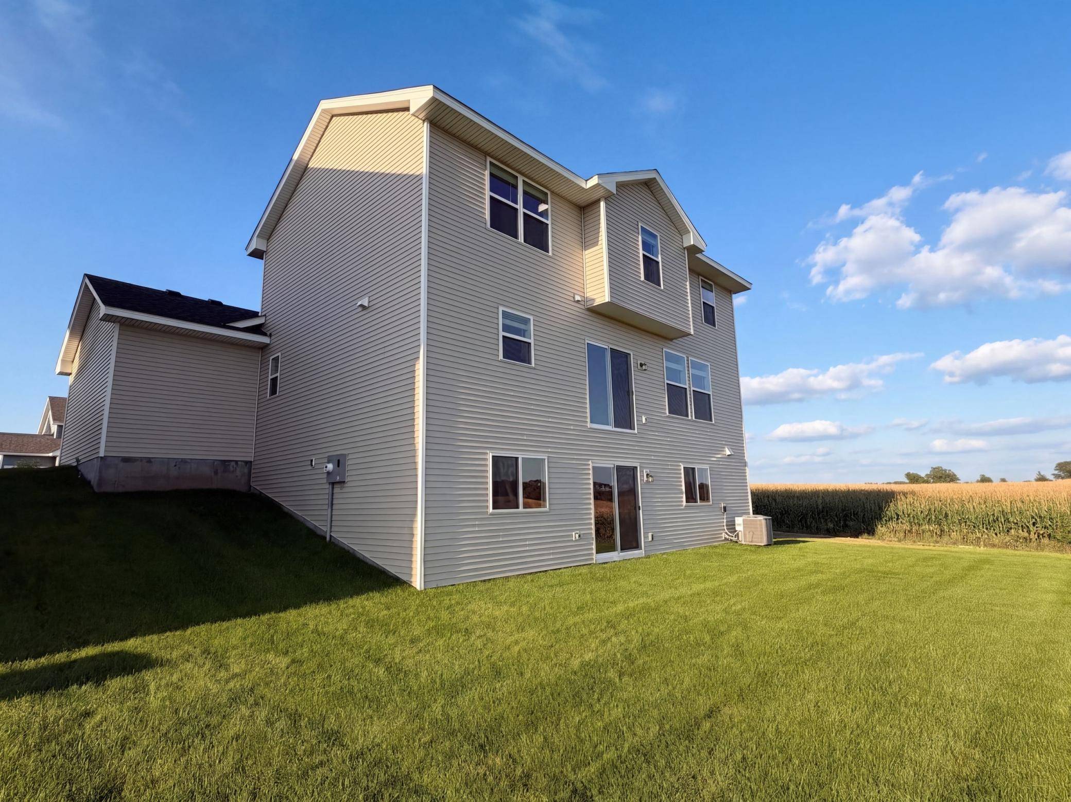 1750 Upper 141st ST E, Rosemount, MN 55068