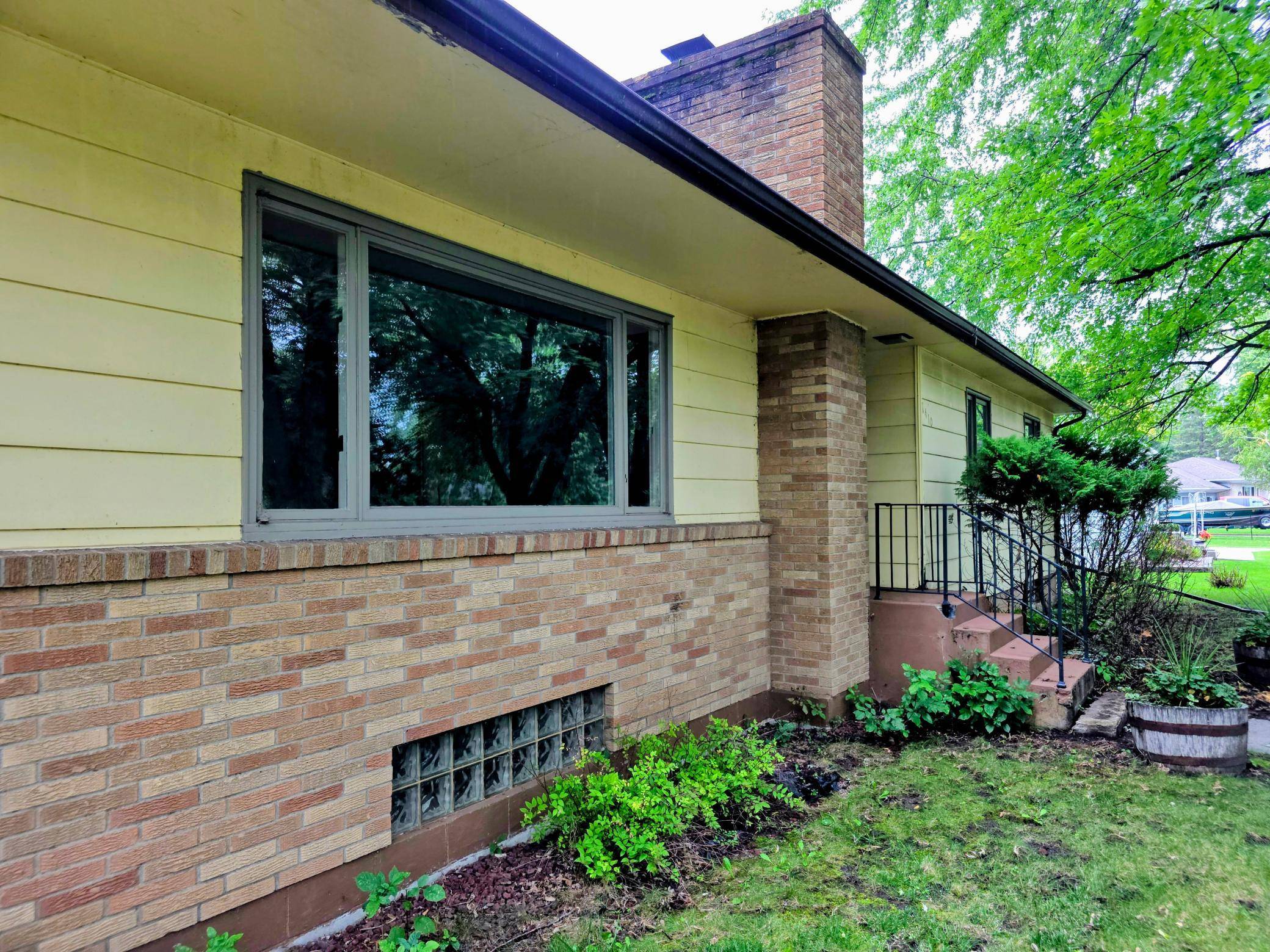 1410 Home LN, International Falls, MN 56649