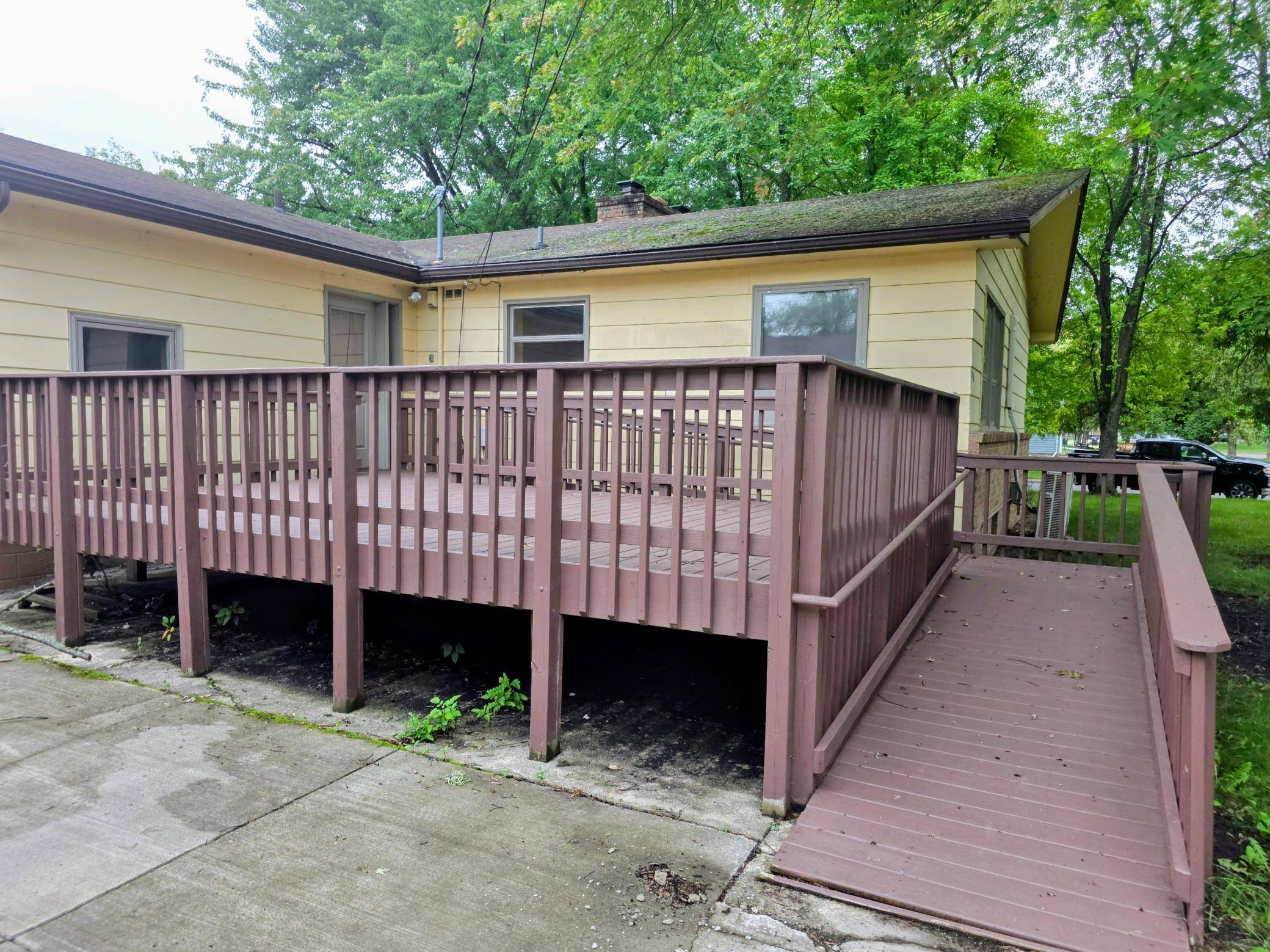 1410 Home LN, International Falls, MN 56649