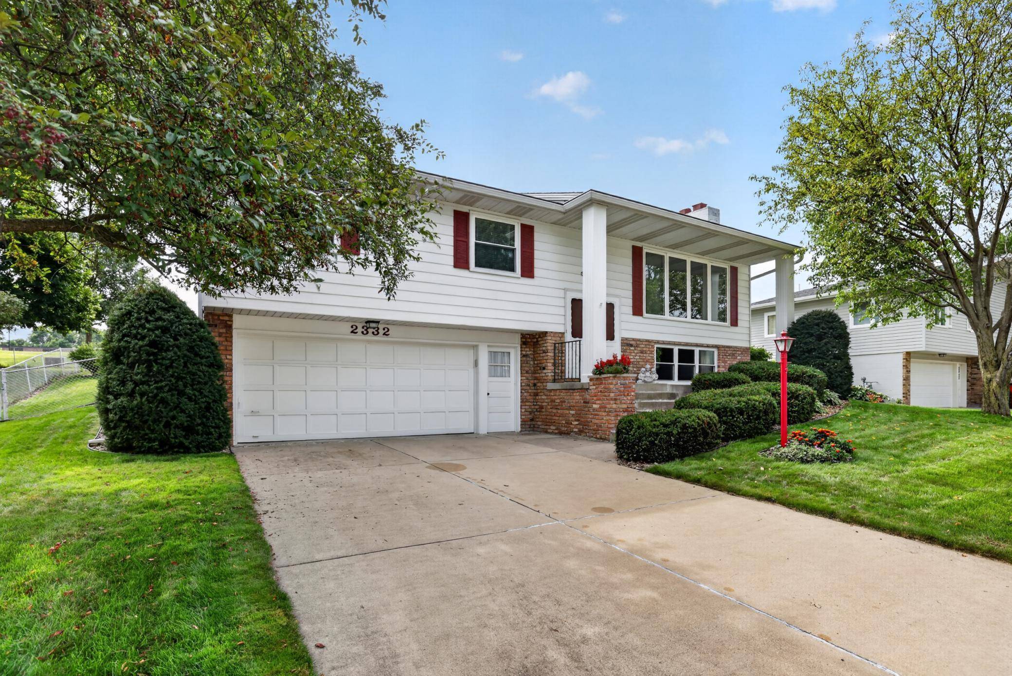 2332 4th AVE NW, Rochester, MN 55901
