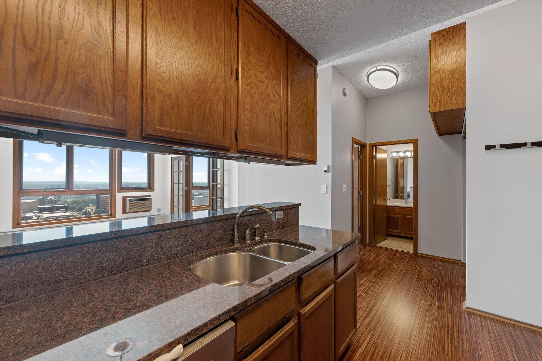433 S 7th ST #2308, Minneapolis, MN 55415
