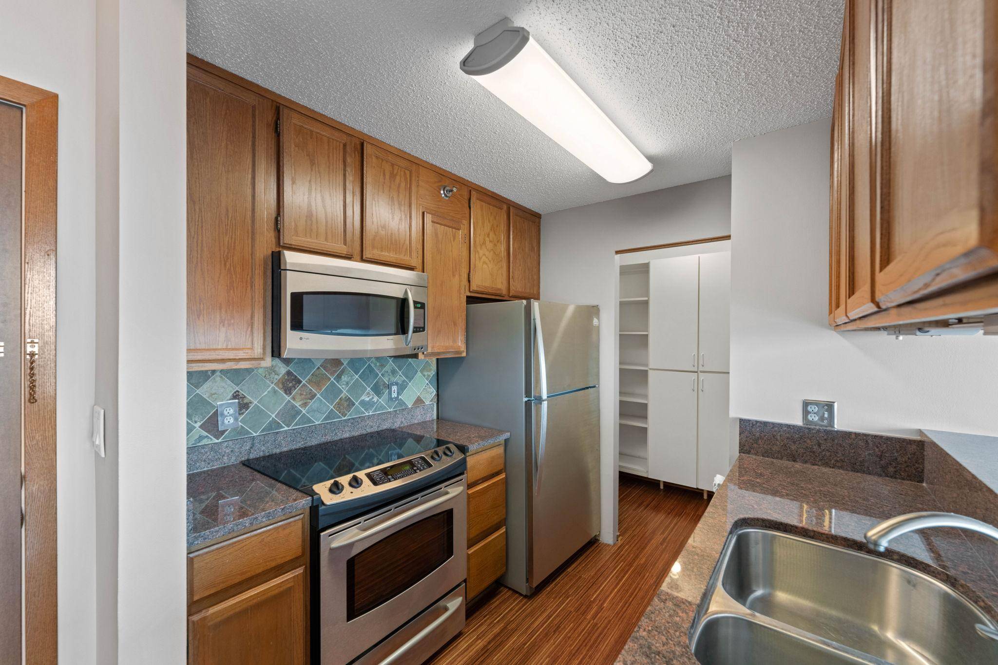 433 S 7th ST #2308, Minneapolis, MN 55415