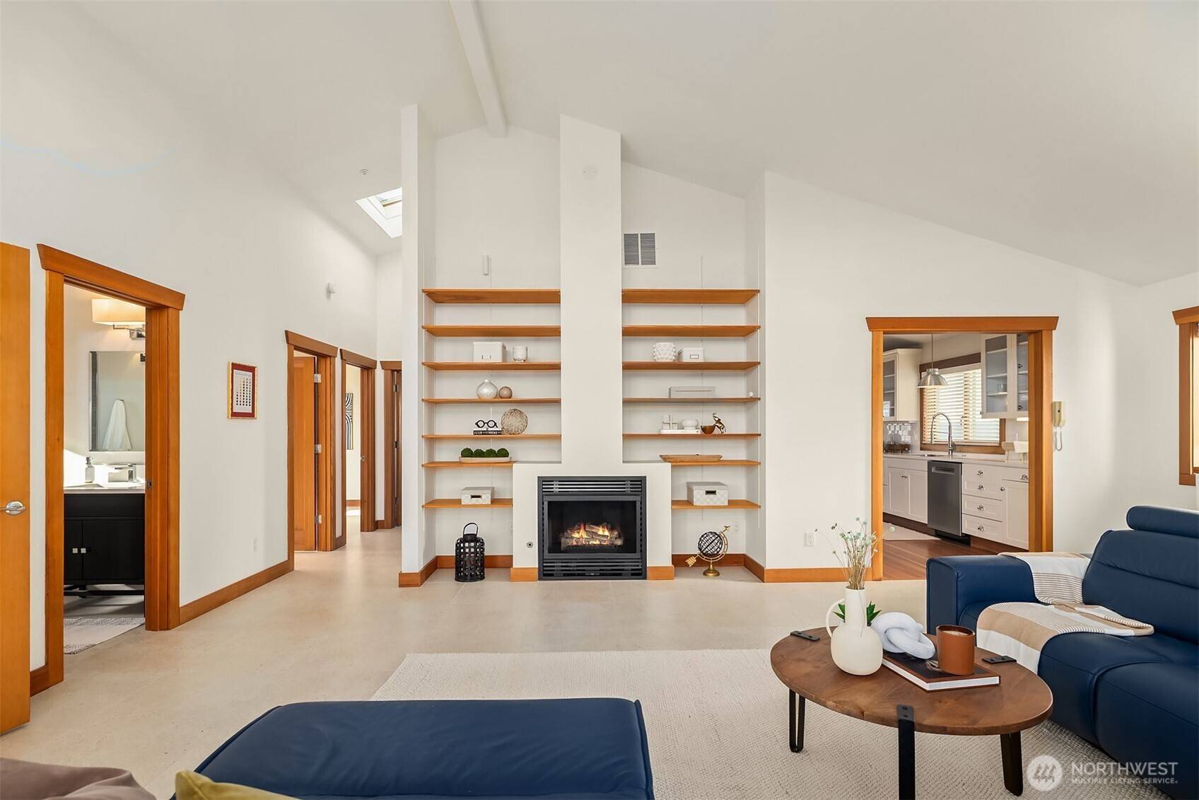 2422 NW 58th ST #301, Seattle, WA 98107