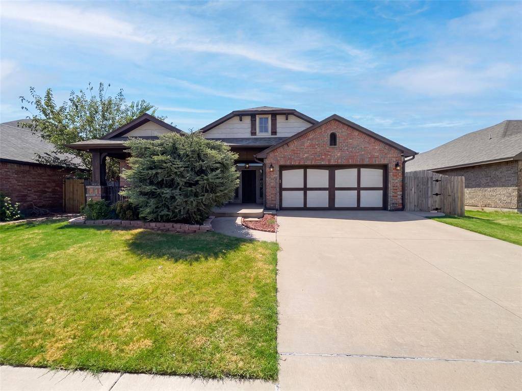 704 SW 149th PL, Oklahoma City, OK 73170