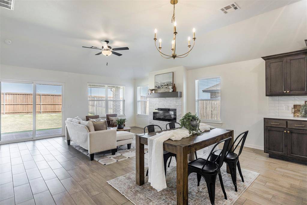 12009 NW 121st CIR, Yukon, OK 73099