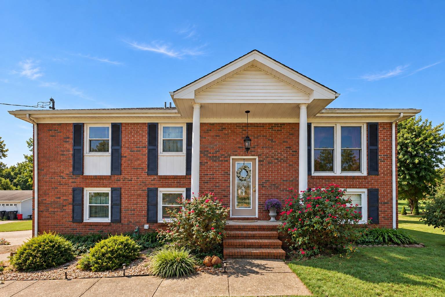 331 Maplewood Dr, Cornersville, TN 37047
