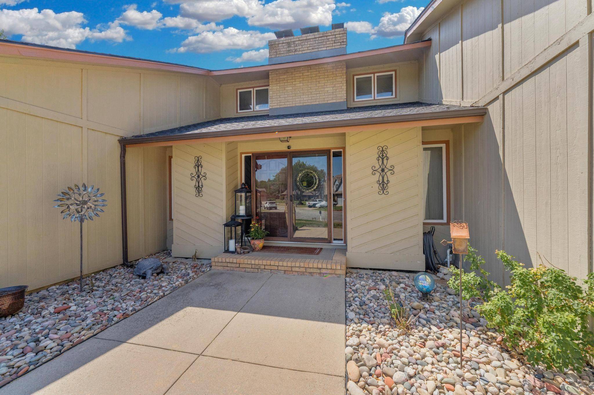 1709 N Amarado, Wichita, KS 67212
