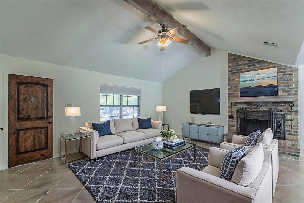 14007 Harbor Drive, Woodway, TX 76712