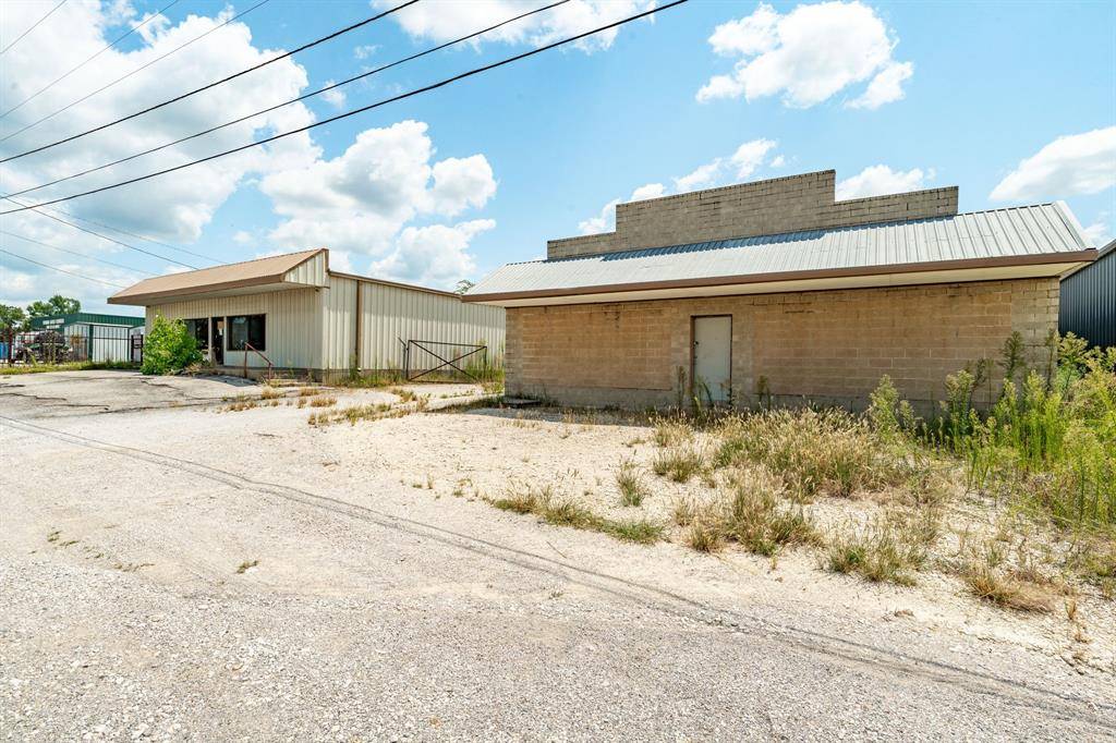1208 E Washington Street, Stephenville, TX 76401