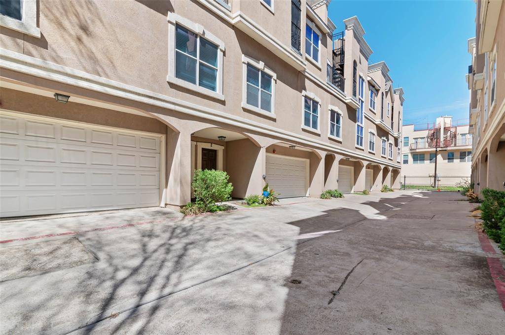 5609 Lindell Avenue #3, Dallas, TX 75206