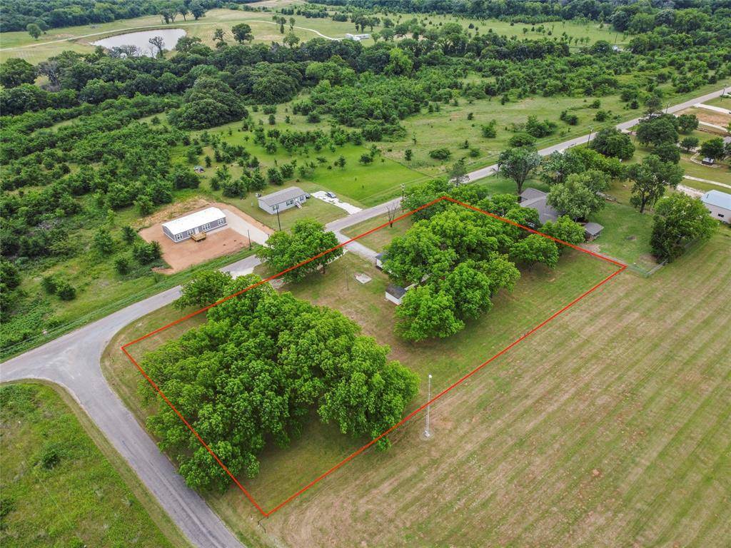 341 Reast Road, Whitesboro, TX 76273