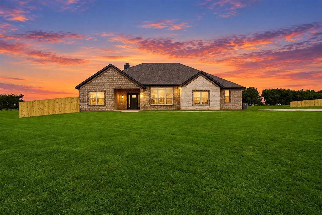 6720 county road 302, Grandview, TX 76050