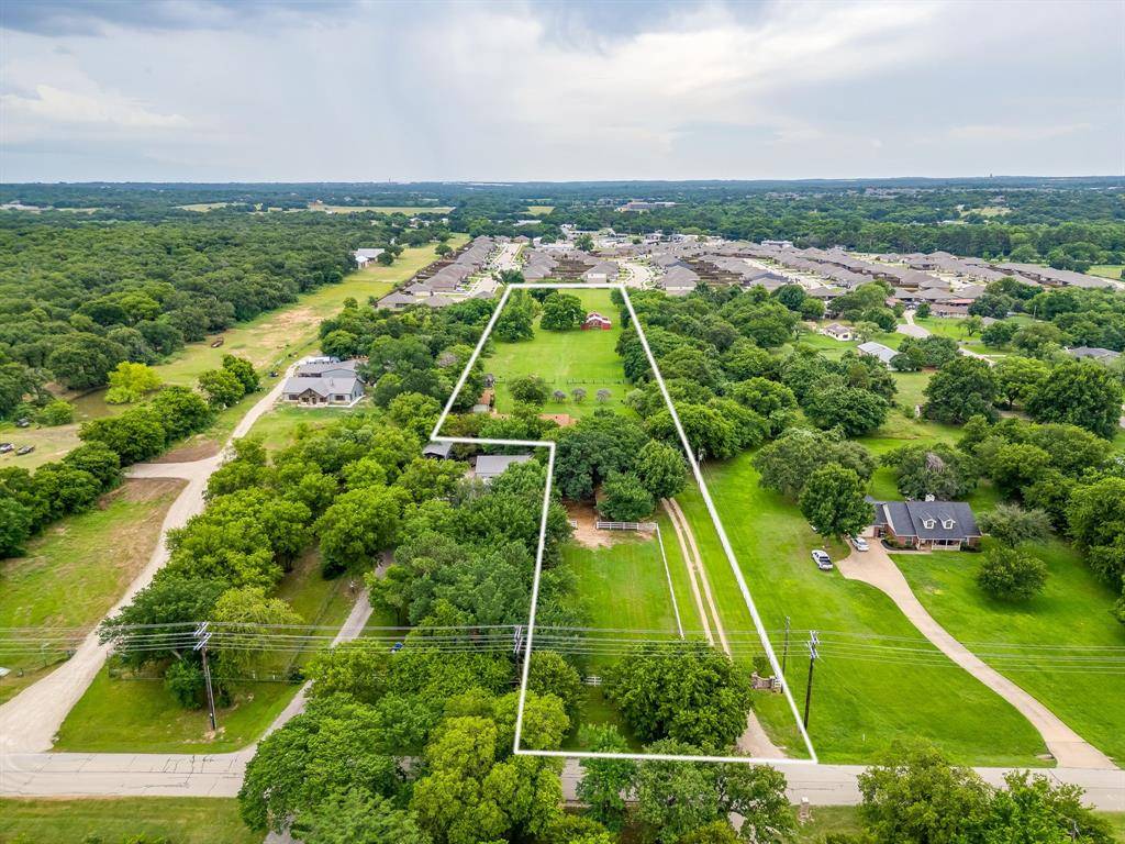 1480 Fox Lane, Burleson, TX 76028