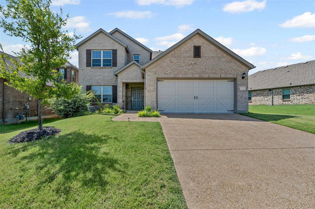 1206 Fox Chase Drive, Mansfield, TX 76063