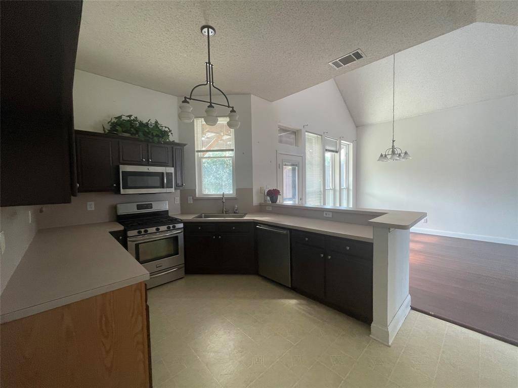 3098 Wildflower Way, Rockwall, TX 75032