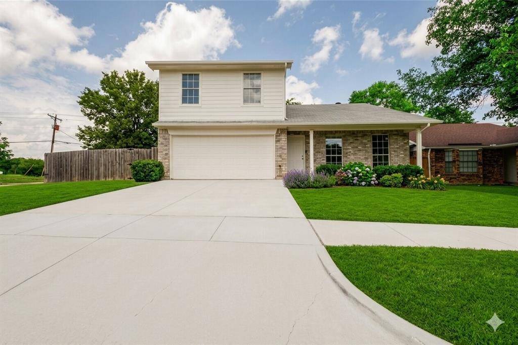5808 Caprock Drive, Arlington, TX 76018