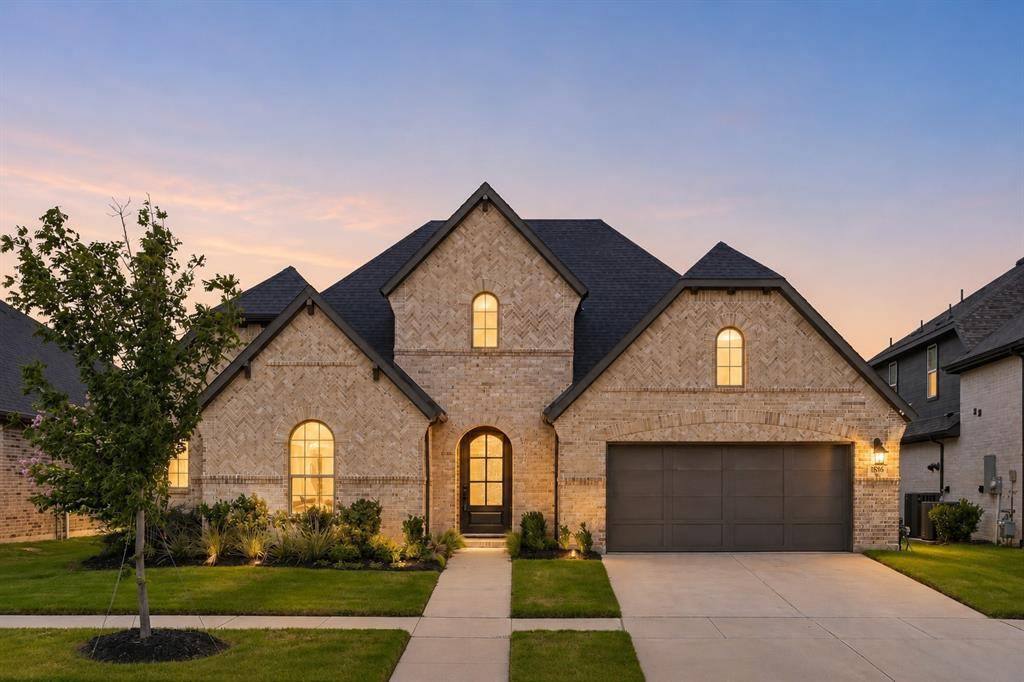 1816 LONGSPUR Drive, Argyle, TX 76226