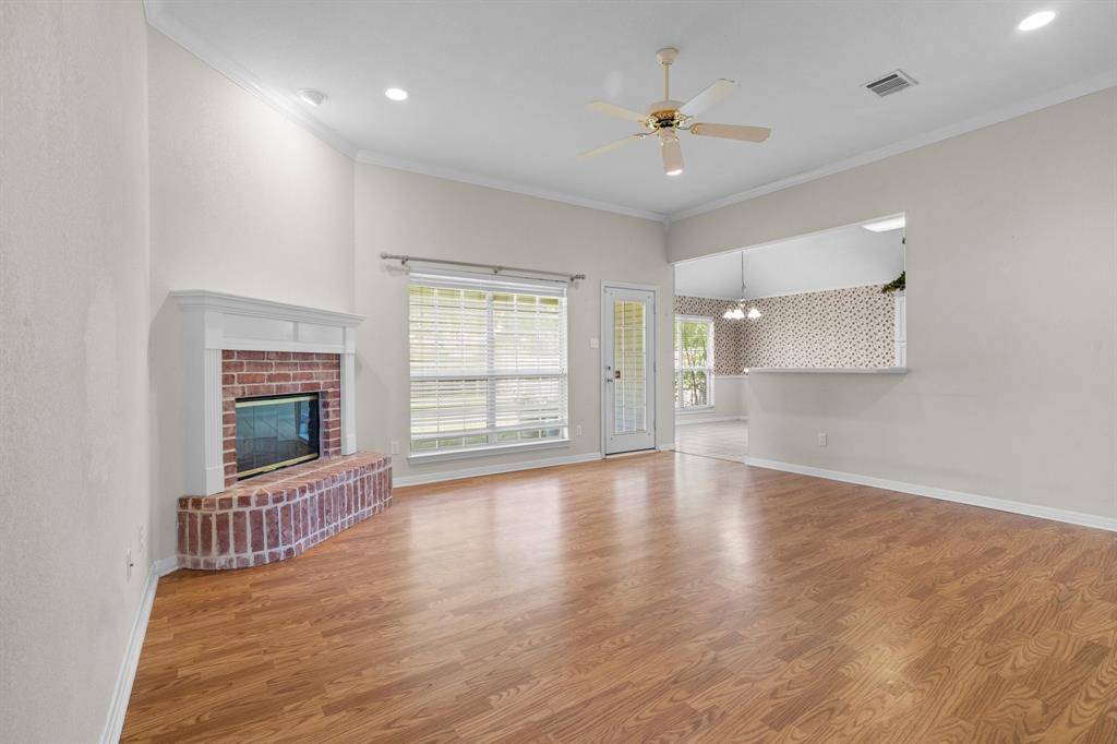 1005 Cheyenne Trail, Hewitt, TX 76643