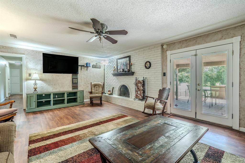 608 Field Street, Colleyville, TX 76034