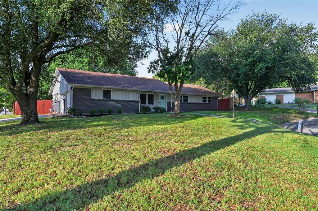 2403 Robin Circle, Denton, TX 76209