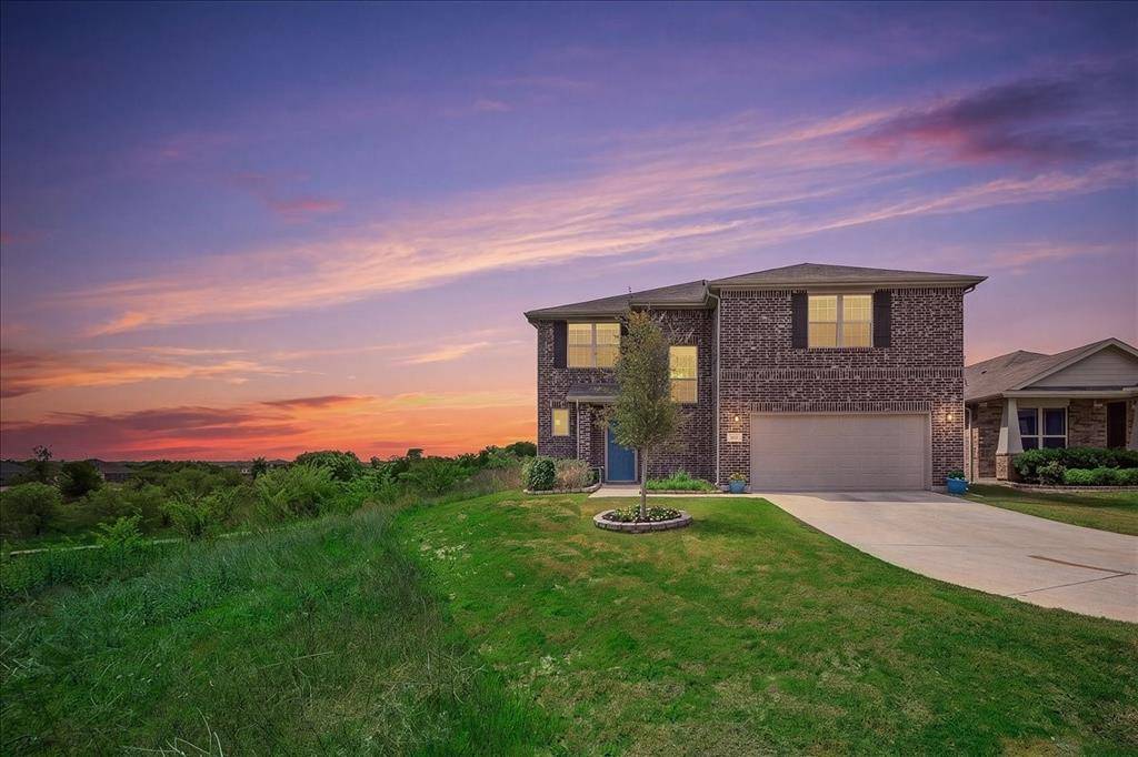 10905 Golden Barrel Court, Fort Worth, TX 76108