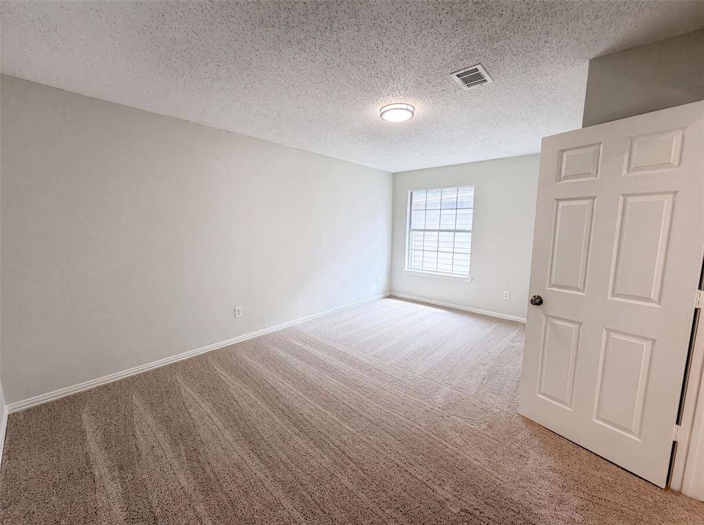 317 Riverwalk Lane, Irving, TX 75063