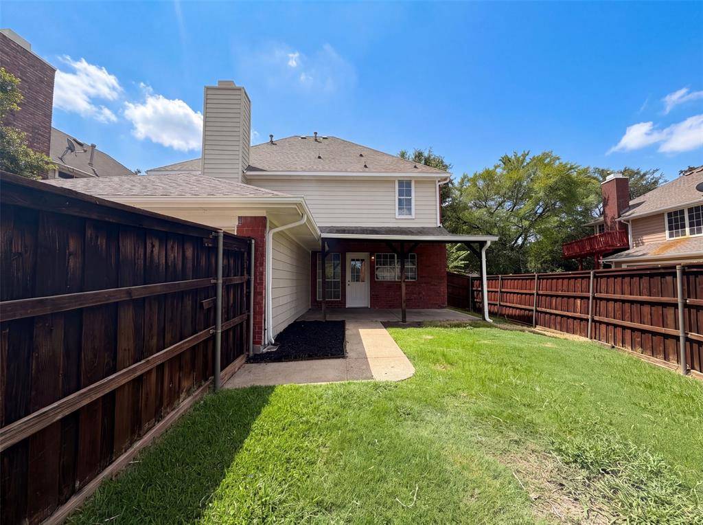 317 Riverwalk Lane, Irving, TX 75063
