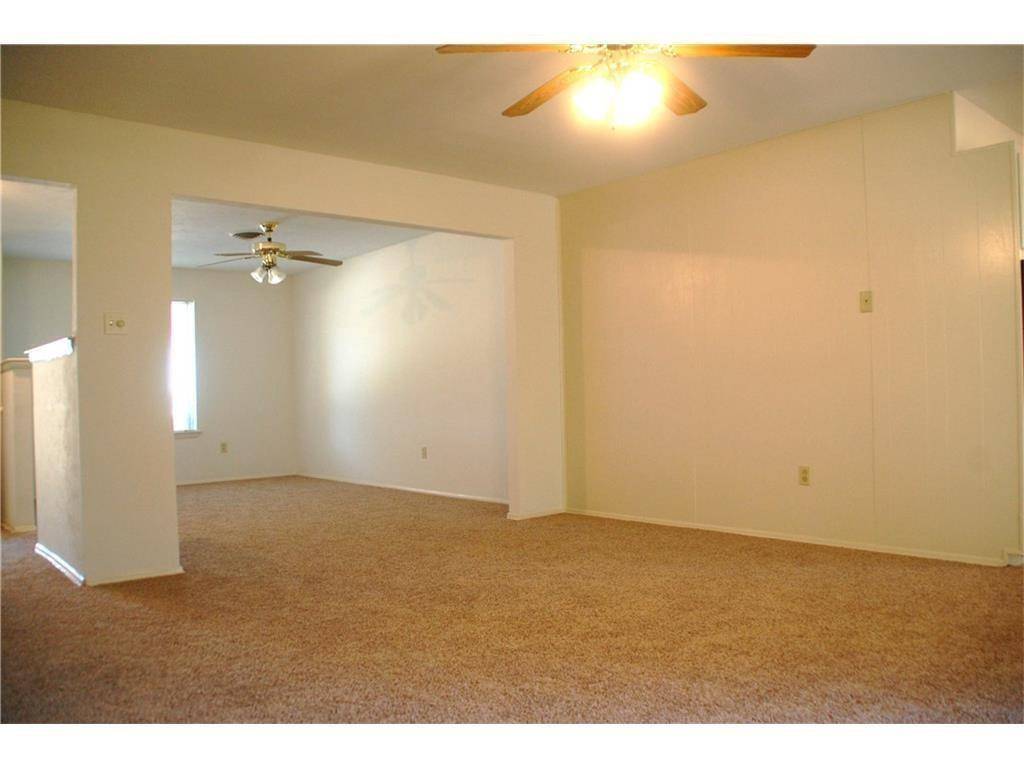 409 Wilshire Drive, Euless, TX 76040