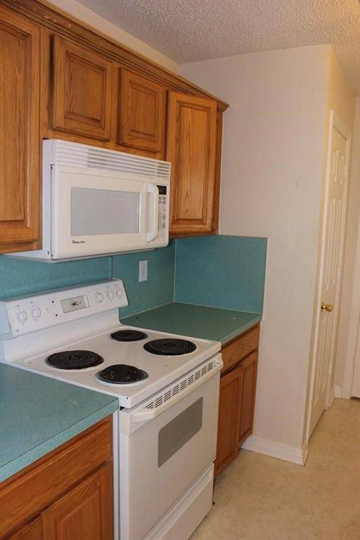 1303 S 5th Street, Midlothian, TX 76065