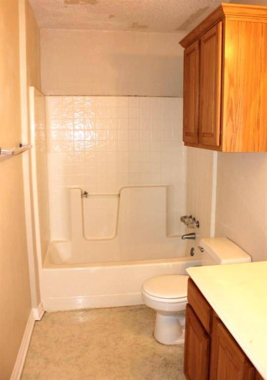 1303 S 5th Street, Midlothian, TX 76065