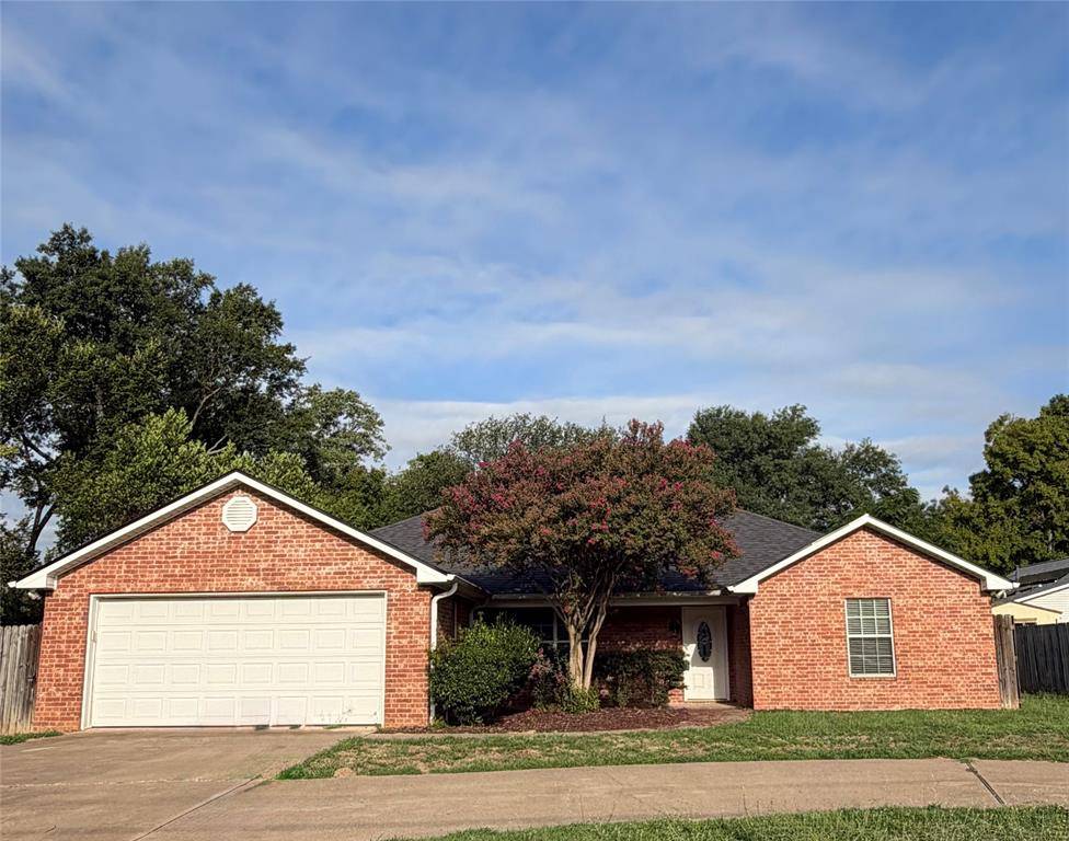 311 Baker Street, Lindale, TX 75771