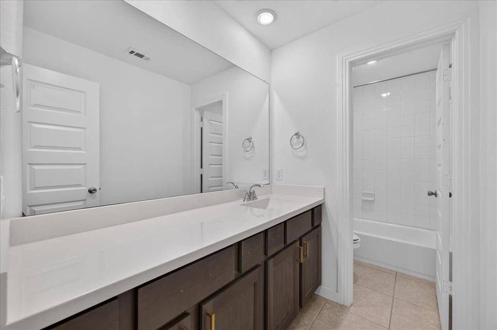 3915 Spencer Lane, Forney, TX 75126