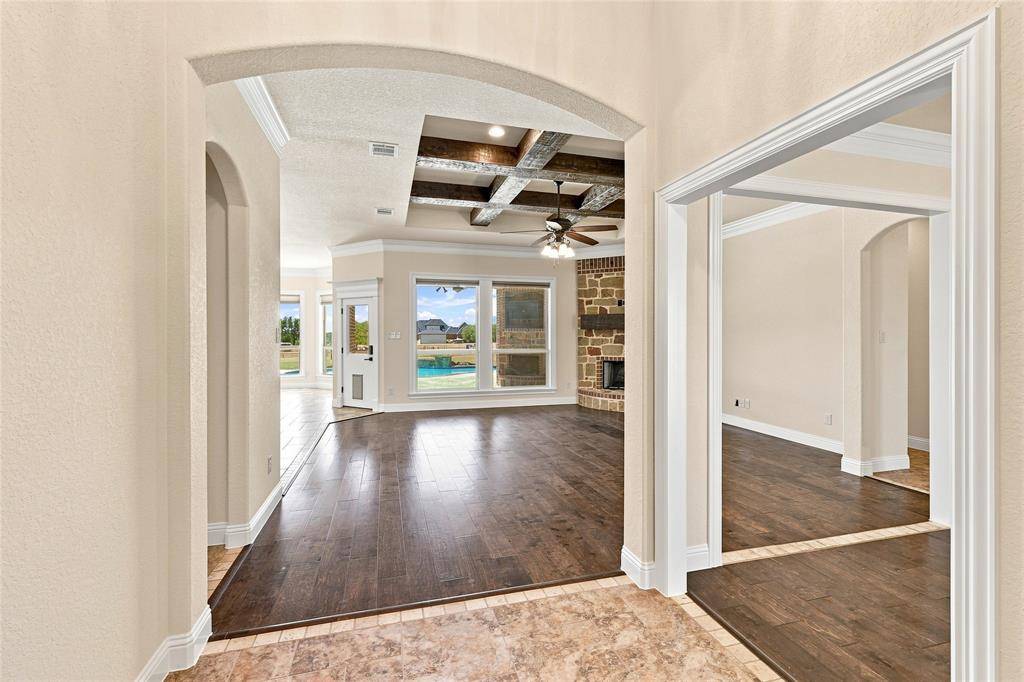 420 Hartley Way Road, Azle, TX 76020