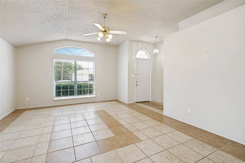 12215 Ortega Street, Dallas, TX 75253