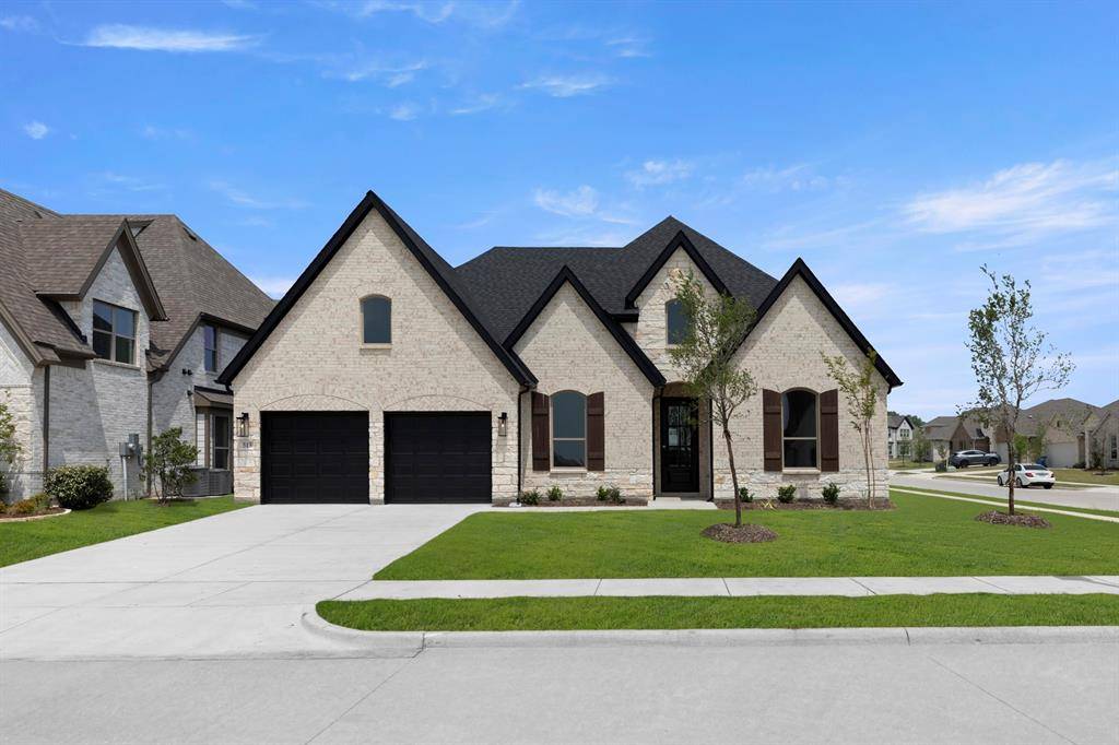 504 Auburn Avenue, Midlothian, TX 76065