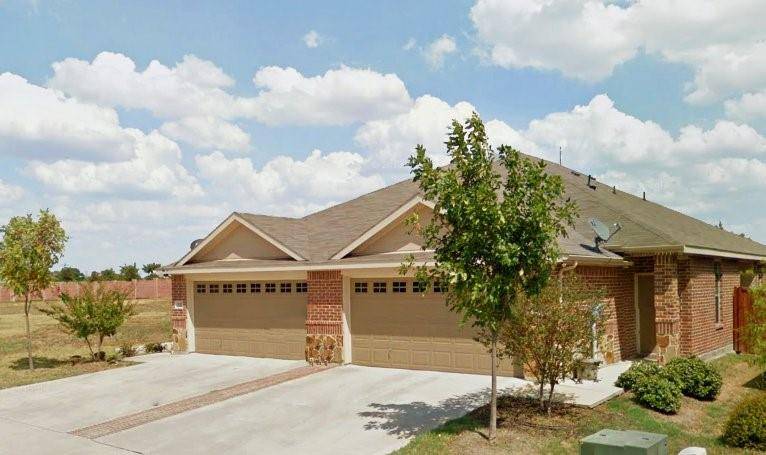 332 Armstrong Lane, Lavon, TX 75166