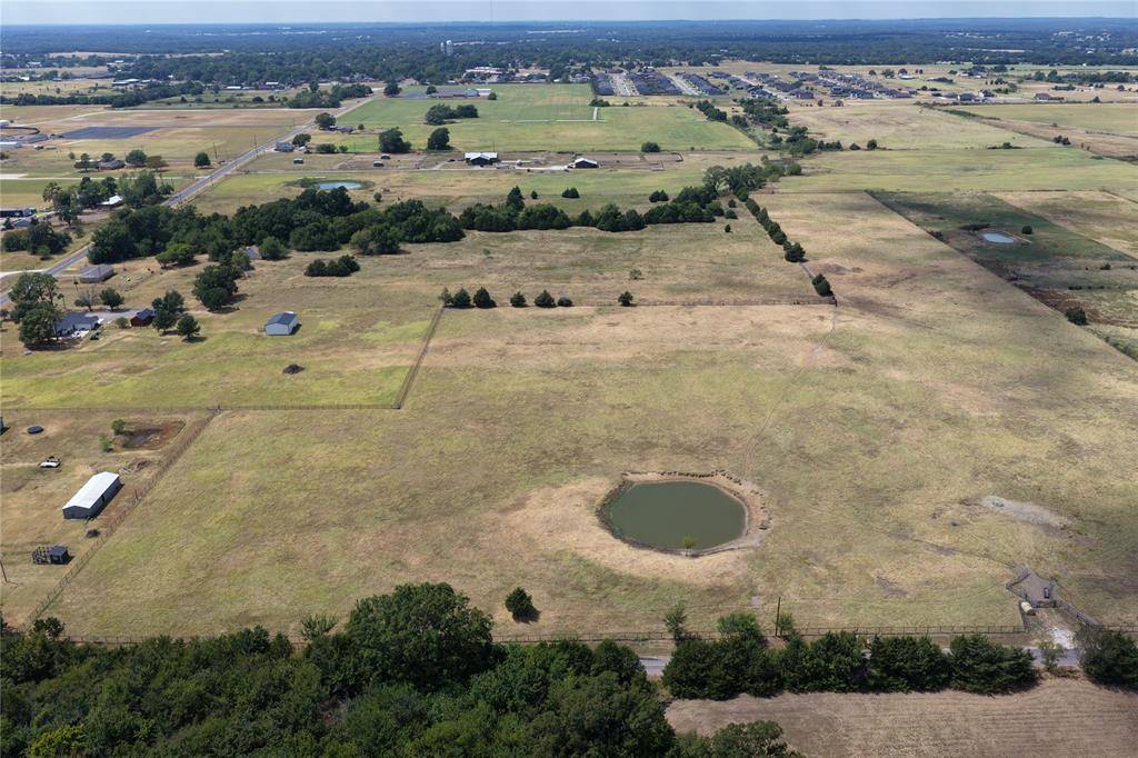 215 Batey, Collinsville, TX 76233