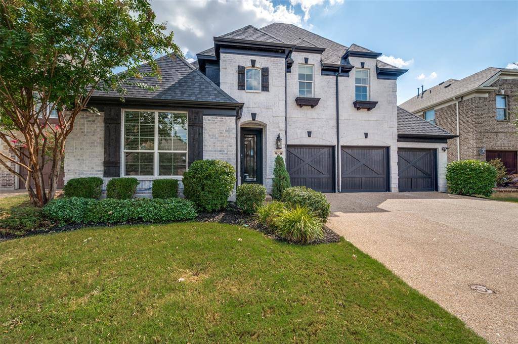 900 Southern Hills Way, Aubrey, TX 76227
