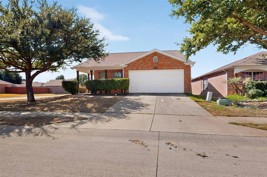 8924 Wagon Trail, Cross Roads, TX 76227
