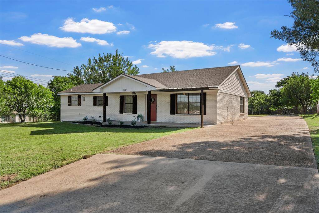 119 Castleman Circle, Hewitt, TX 76643