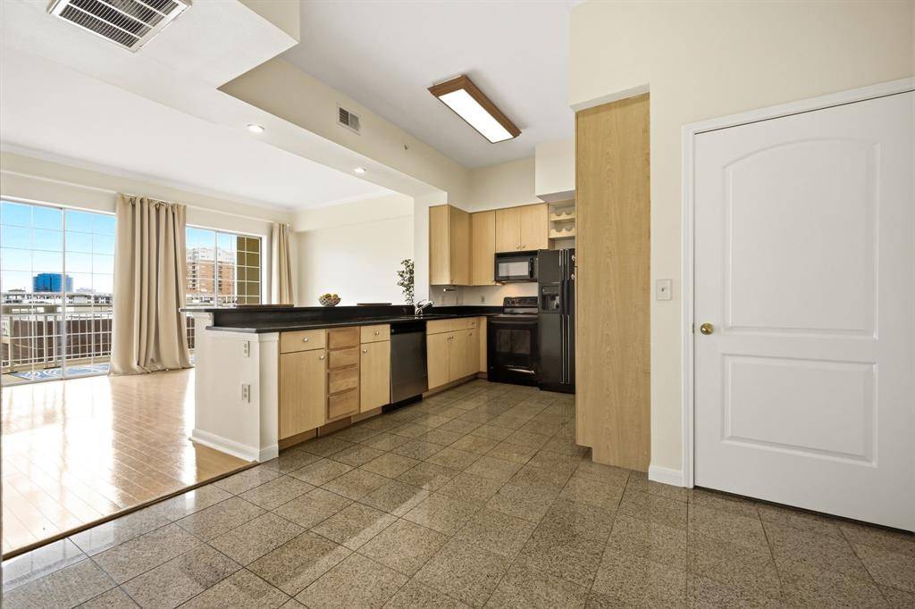 3225 Turtle Creek Boulevard #810, Dallas, TX 75219