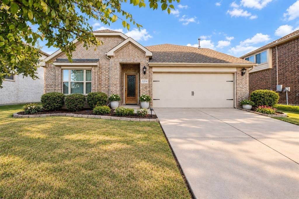 3204 Grande View, Aubrey, TX 76227
