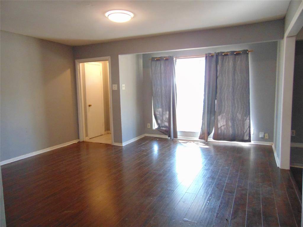 2233 Talco Drive, Dallas, TX 75241
