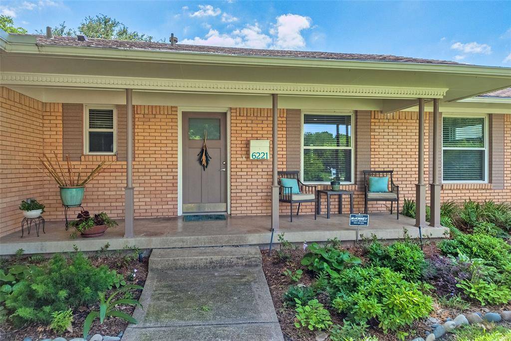 6221 Berryhill Street, Dallas, TX 75231
