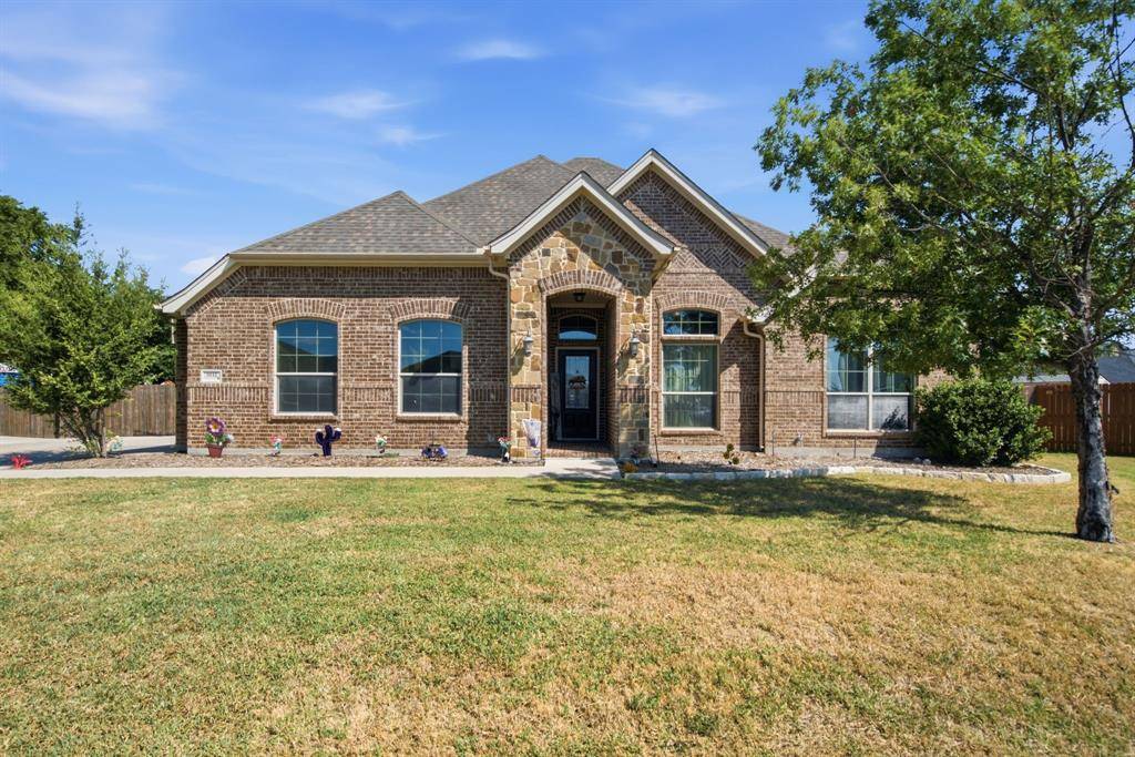 3112 White Horse Court, Granbury, TX 76049
