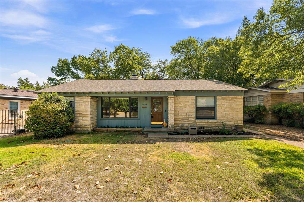 2909 Ryan Place Drive, Fort Worth, TX 76110