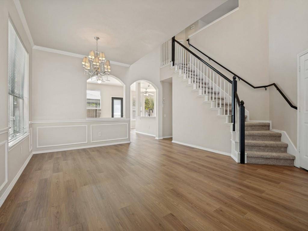 307 Mary Pat Drive, Grand Prairie, TX 75052