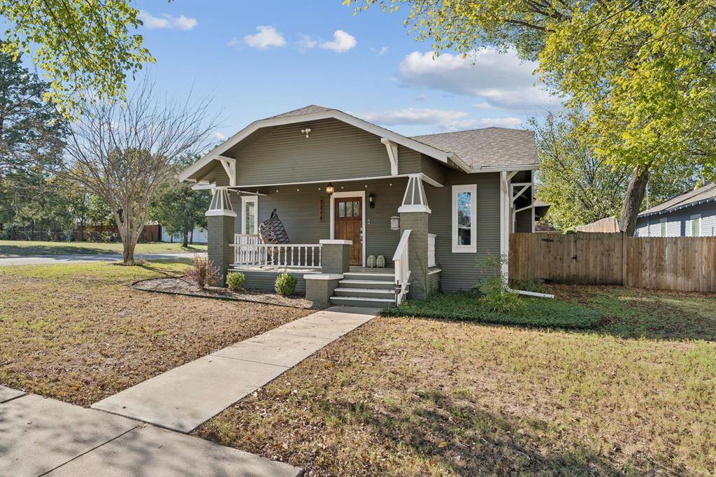 2844 S Adams Street, Fort Worth, TX 76110